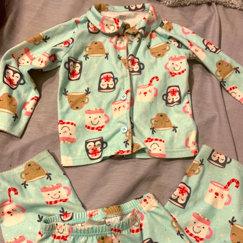 5/$15 3t Toddler pajamas